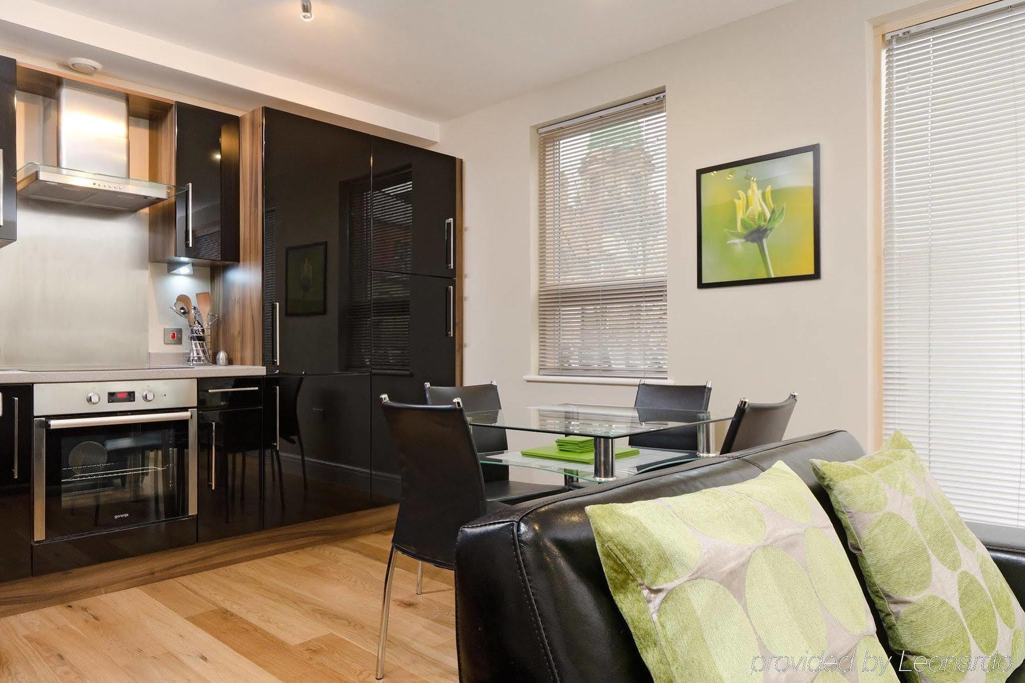Hamilton Court Apartments From Your Stay בריסטול חדר תמונה
